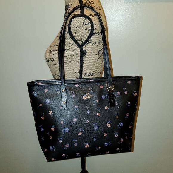 🔥New 2 PC Set Authentic Coach - Picture 7 of 8